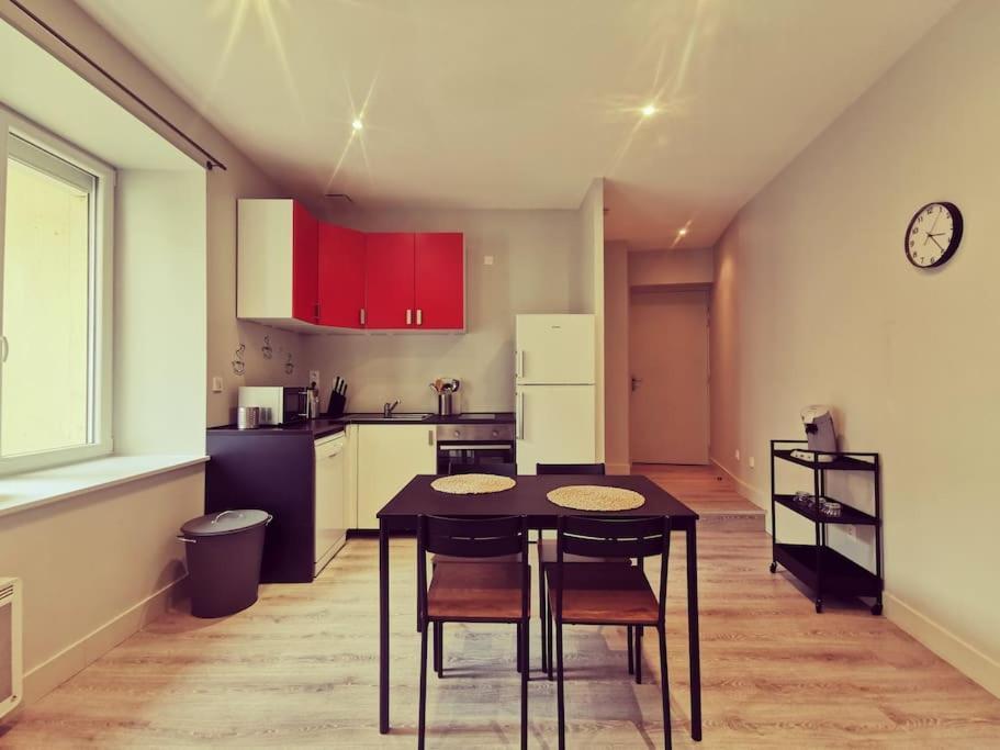 וינה Vienne: Appartement Au Coeur Du Centre Historique מראה חיצוני תמונה